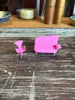 Fisher-Price Sweet Streets Dollhouse Furniture Pink Mid-Century Modern Sofa Couc